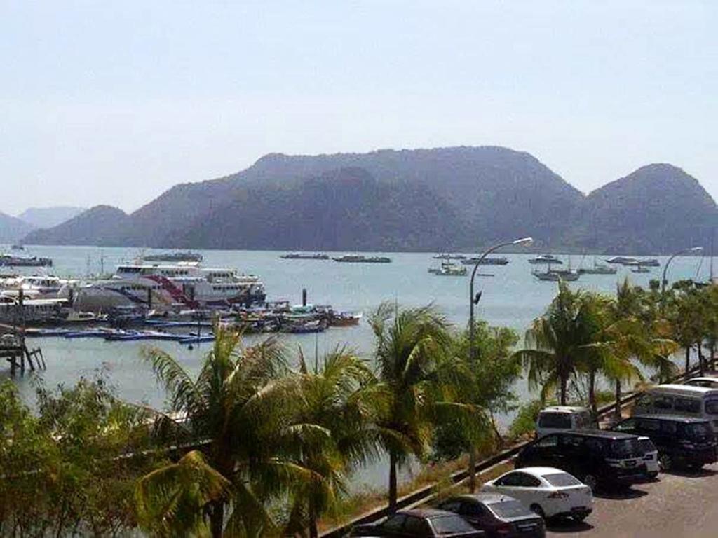 Geopark Hotel Kuah Langkawi Exterior foto